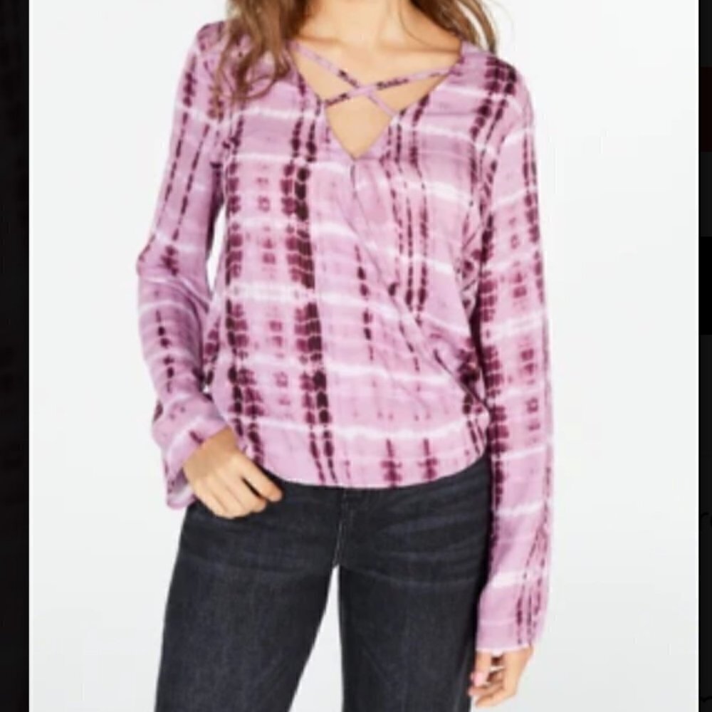 Freshman Women's Juniors Size XS Surplice Neck Blouse Lavender Mist Tie Dye
